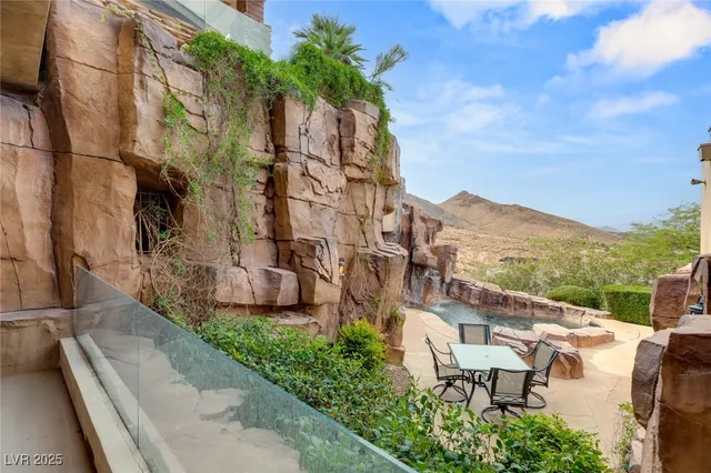 $19,950,000 | 5 Promontory Pointe Lane, Las Vegas, NV 89135