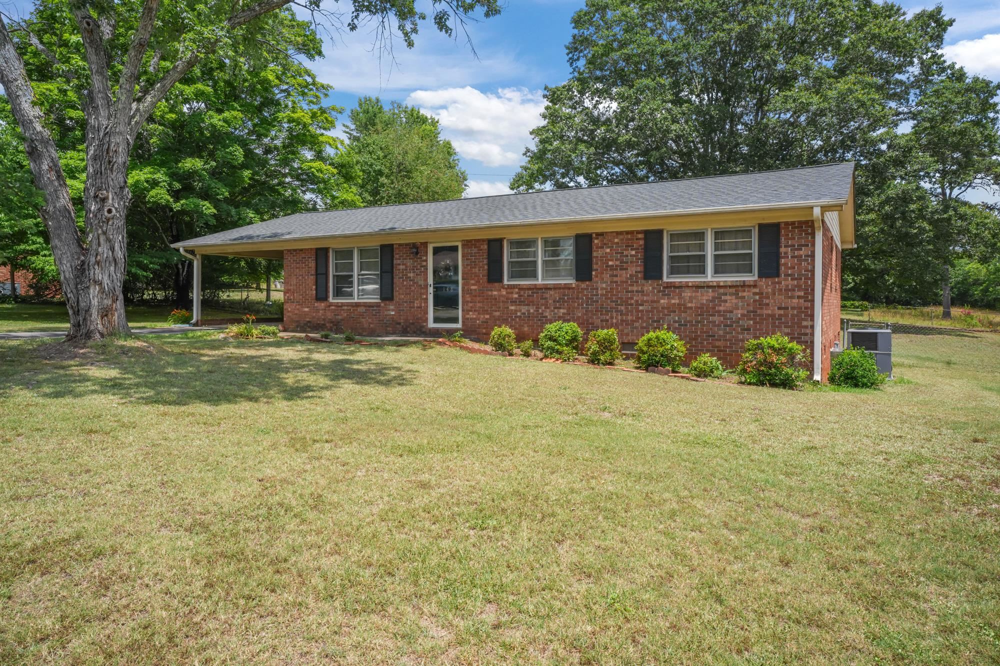 148 Venus Street Inman, SC 29349 - Photo 3 of 29