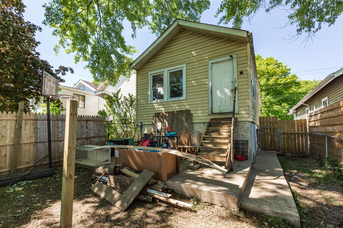 2444 Warren Street Covington, KY 41014 - Photo 12 of 20