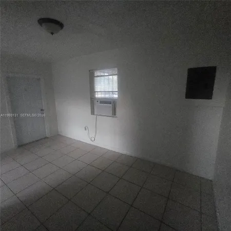 $1,250 | 8012 Northwest 5th Court, Unit 8002, Miami, FL 33150
