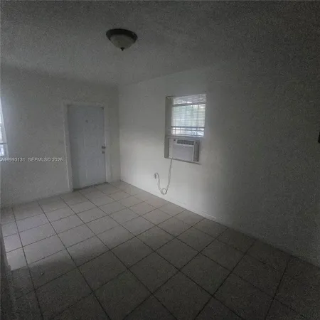 $1,250 | 8012 Northwest 5th Court, Unit 8002, Miami, FL 33150
