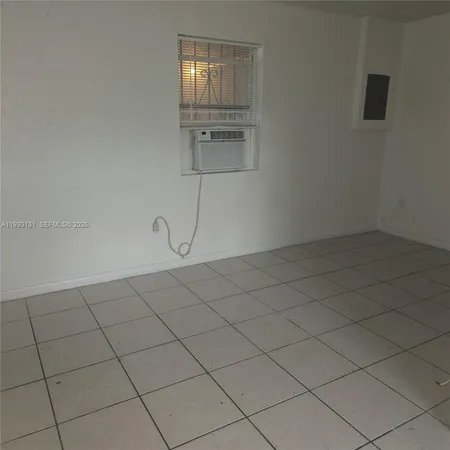 $1,250 | 8012 Northwest 5th Court, Unit 8002, Miami, FL 33150
