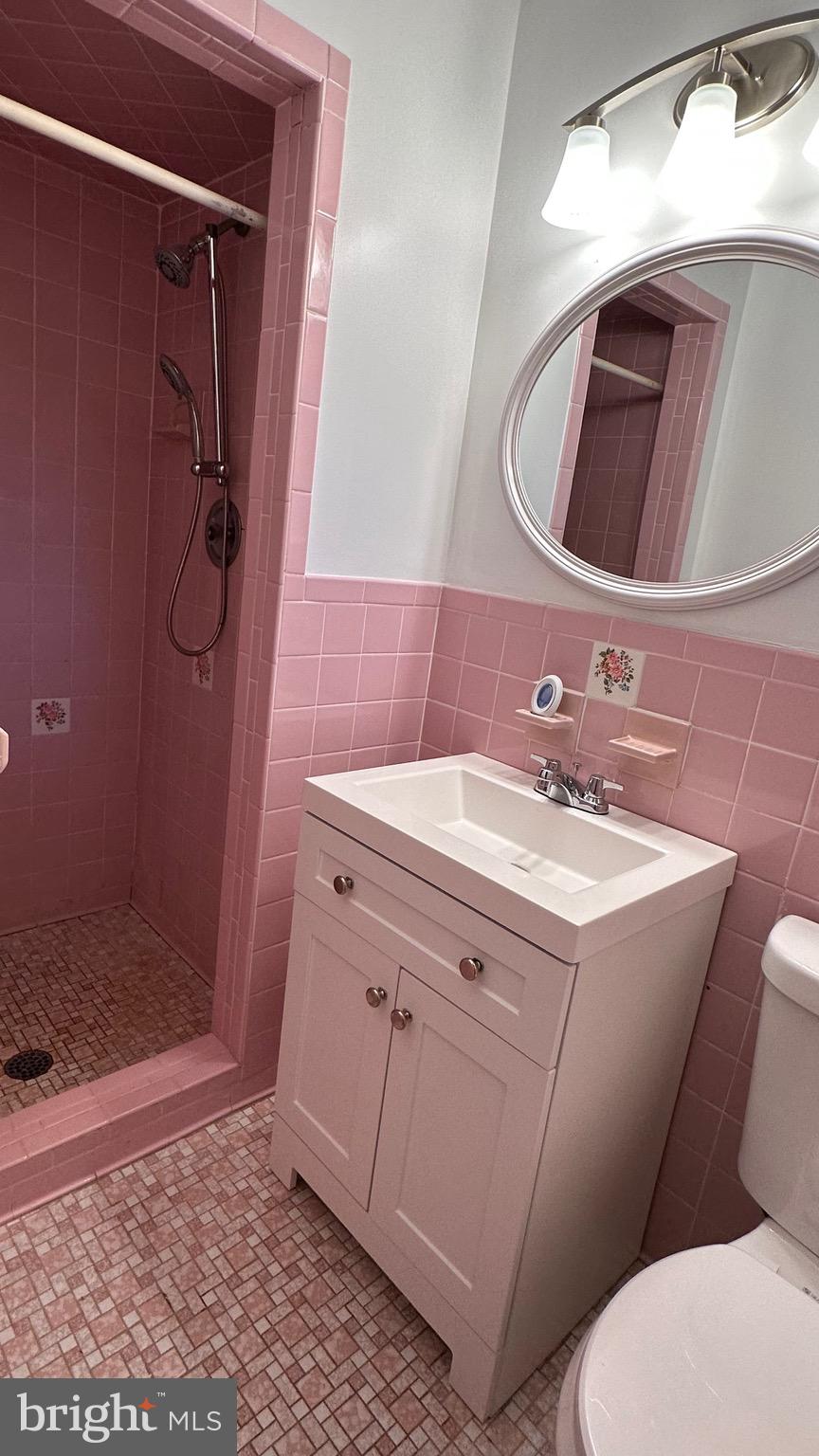 426 Edgewater Road Pasadena, MD 21122 - Photo 15 of 18 Gallery Image 15