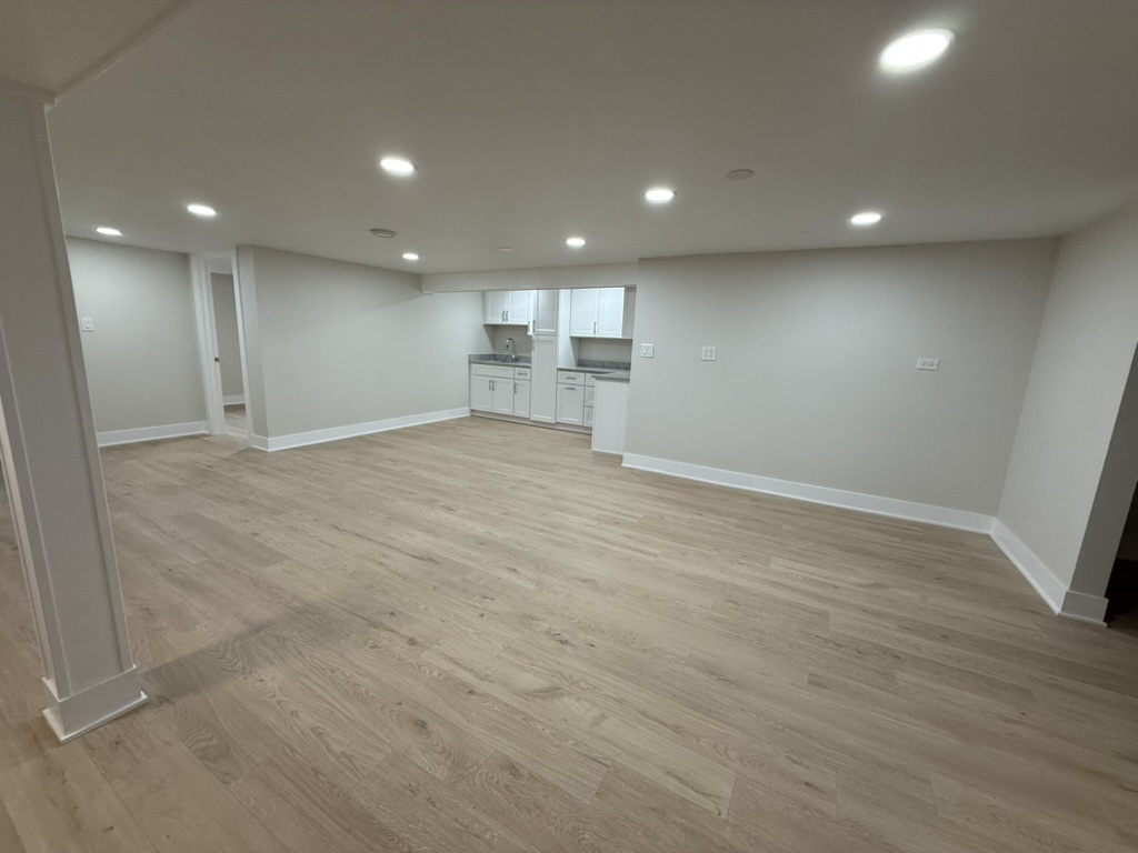 1S526 Nimitz Road Villa Park, IL 60181 - Photo 9 of 17