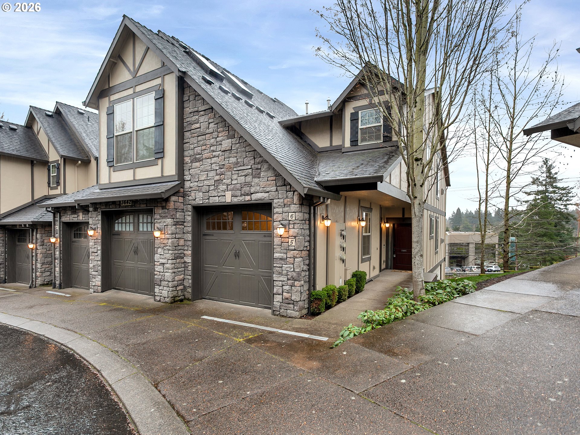 3642 Southwest Baird Street, Unit 5 Portland, OR 97219 - Photo 1 of 43