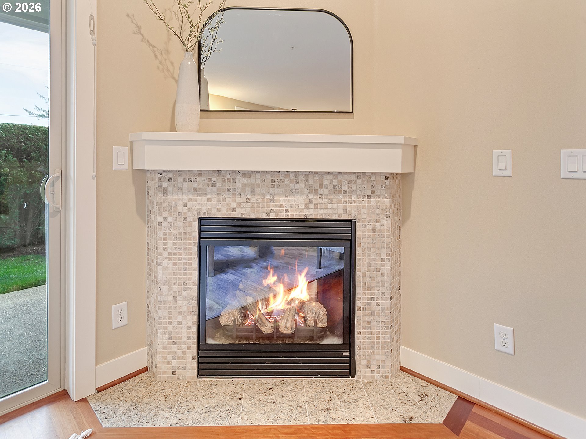 3642 Southwest Baird Street, Unit 5 Portland, OR 97219 - Photo 12 of 43 Living Room