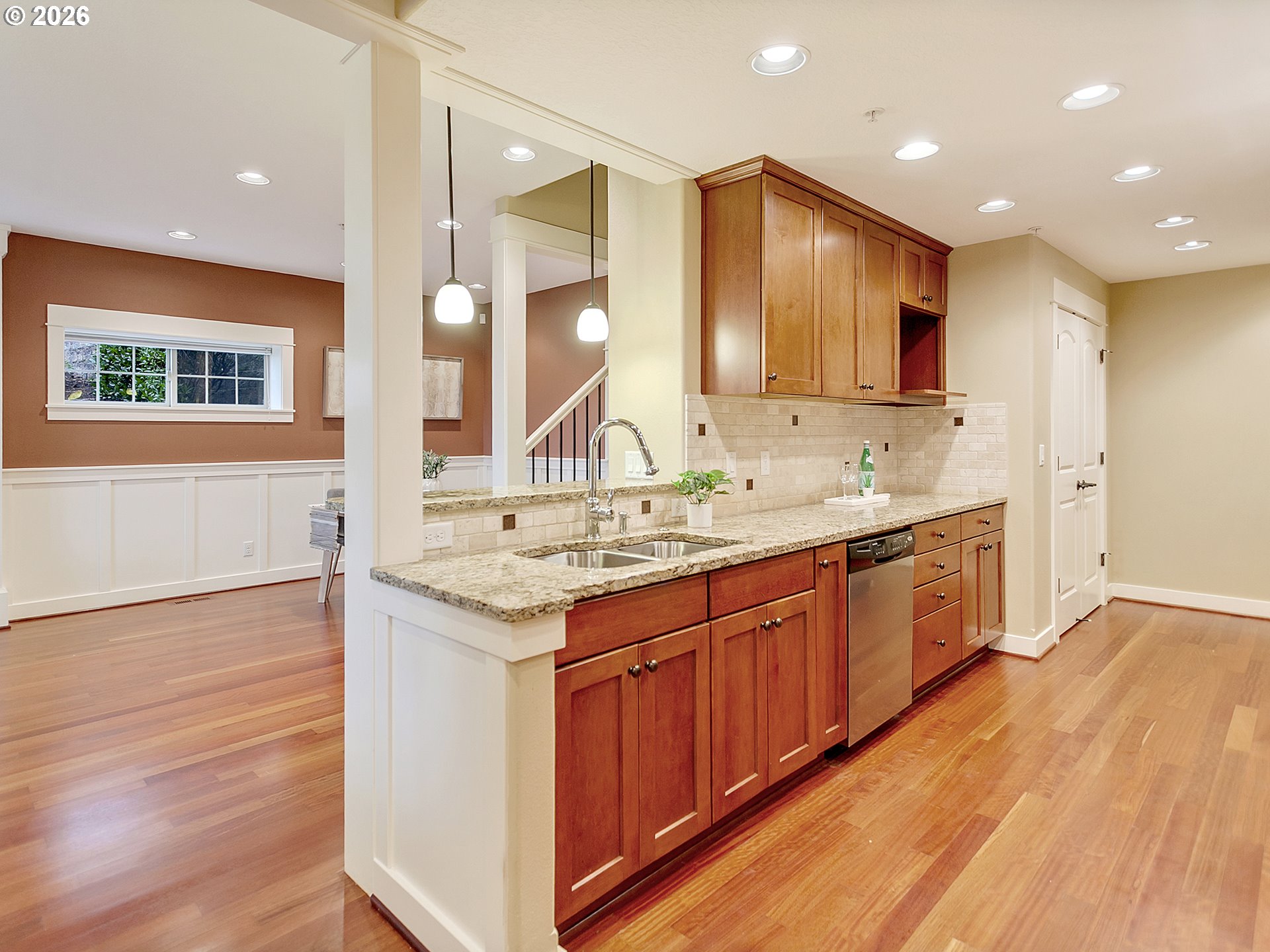 3642 Southwest Baird Street, Unit 5 Portland, OR 97219 - Photo 16 of 43 Kitchen
