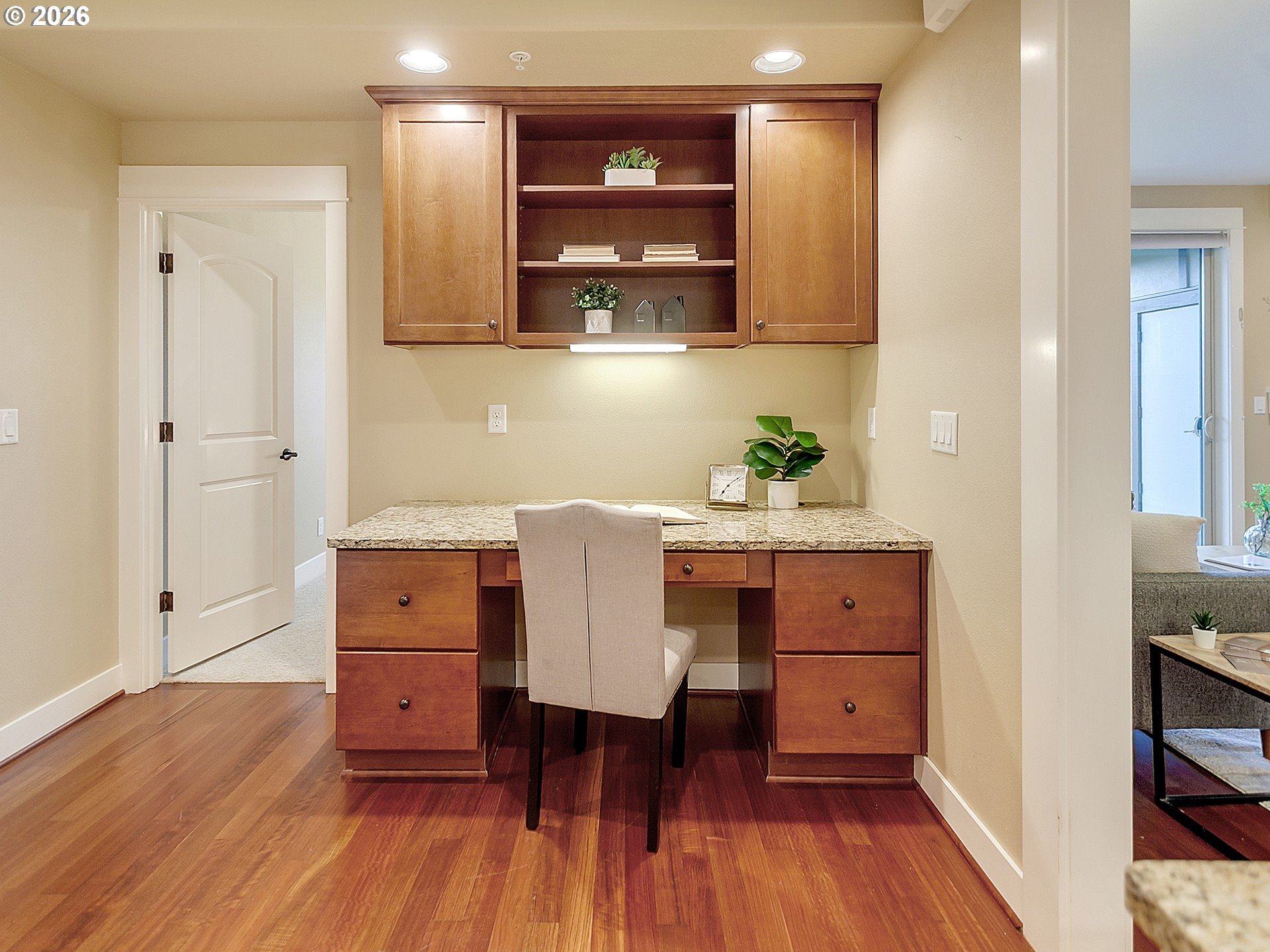 3642 Southwest Baird Street, Unit 5 Portland, OR 97219 - Photo 21 of 43 Hallway