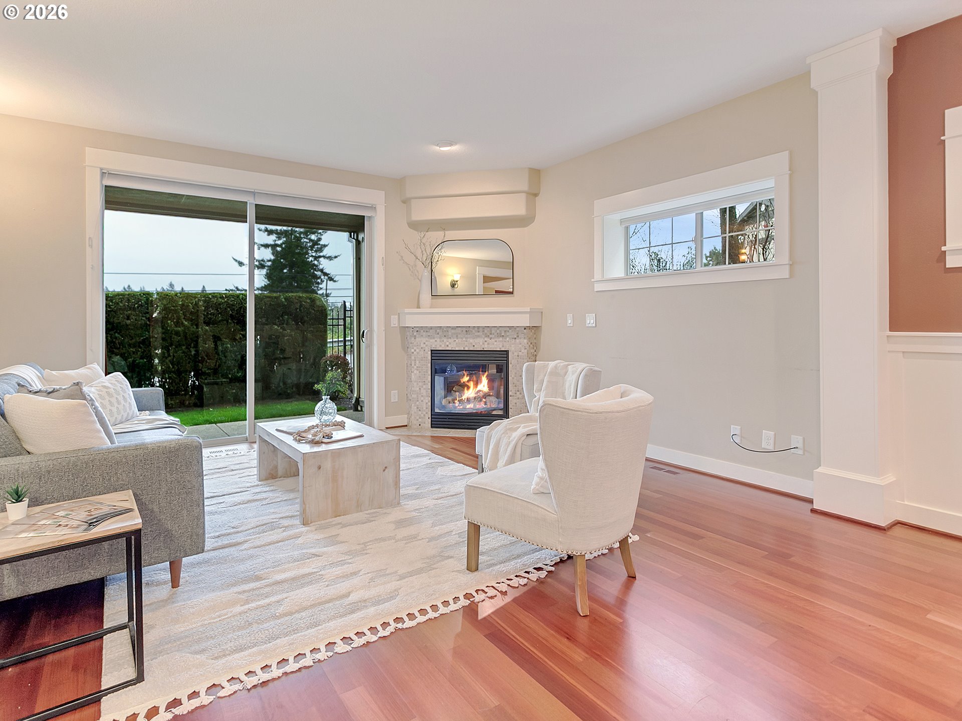 3642 Southwest Baird Street, Unit 5 Portland, OR 97219 - Photo 10 of 43 Living Room