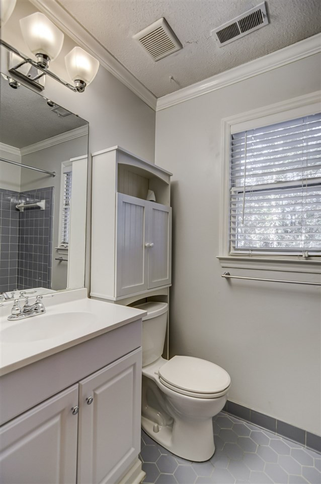 7212 Bluffside Court Raleigh, NC 27615 - Photo 18 of 21 Photo 18