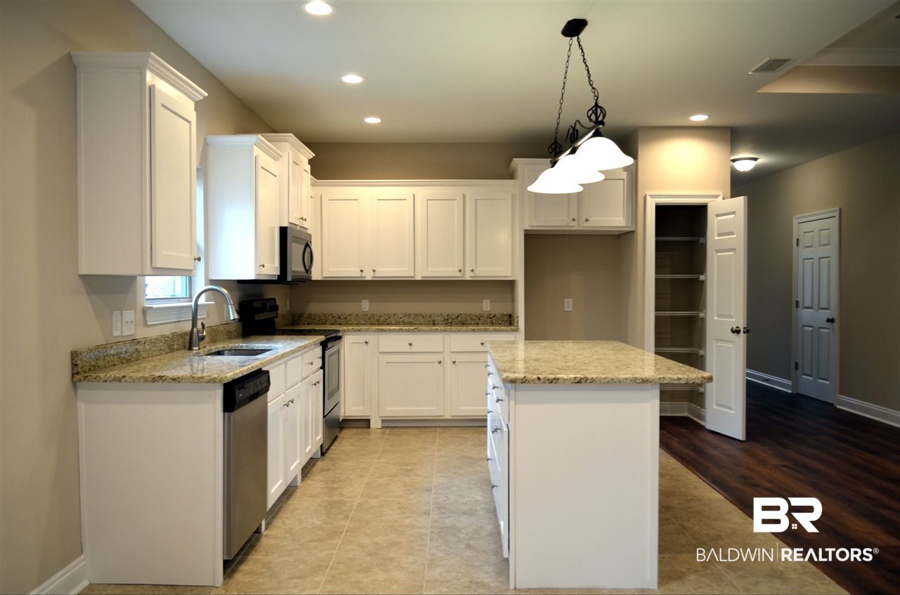 22627 Nana Loop West Silverhill, AL 36576 - Photo 10 of 37