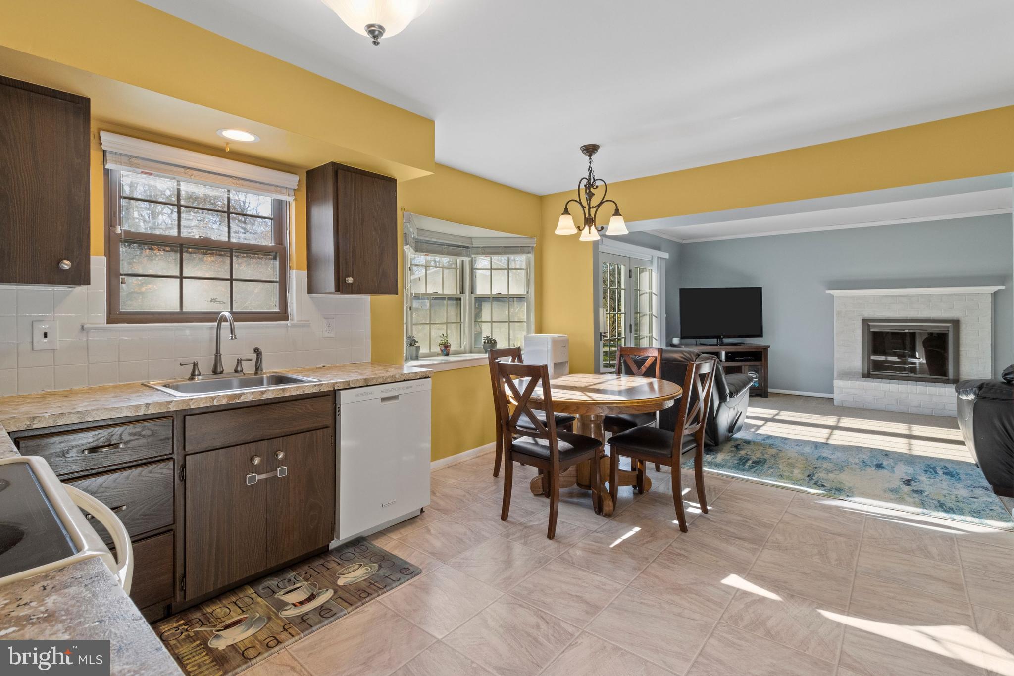 583 Coach Road Horsham, PA 19044 - Photo 16 of 42 Gallery Image 16