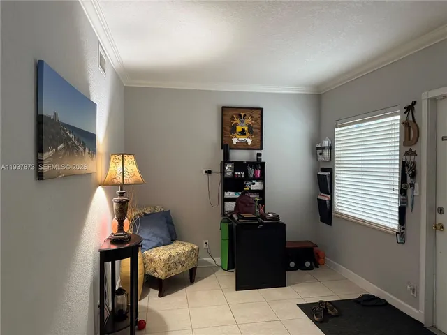 $2,500 | 924 Southeast 2nd Street, Unit 17, Fort Lauderdale, FL 33301