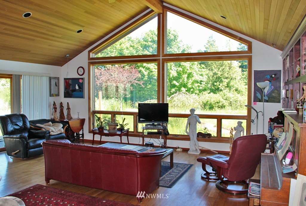 252 Smugglers Cove Road Shaw Island, WA 98286 - Photo 11 of 15 Gallery Image 11