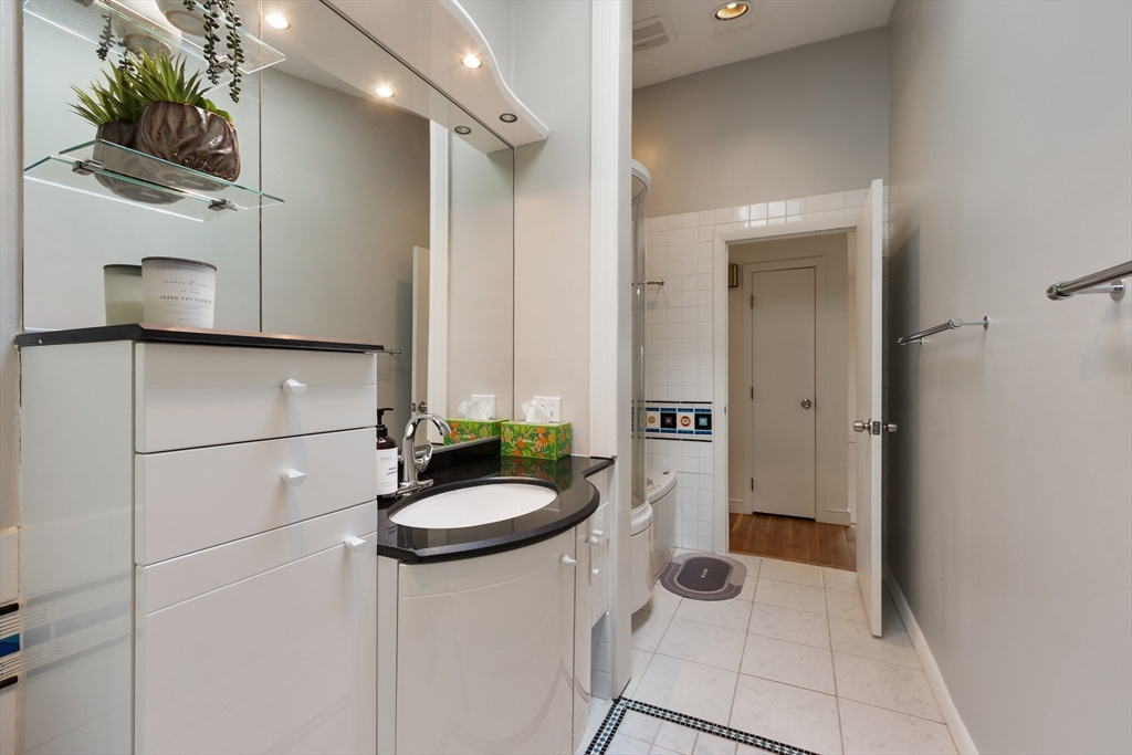 86 Framingham Road Southborough, MA 01772 - Photo 25 of 36