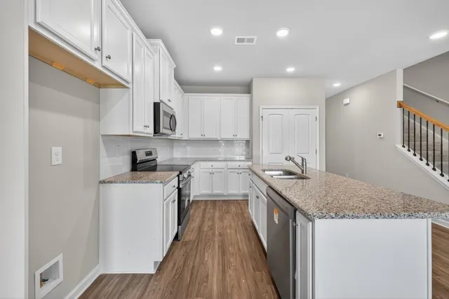 $309,990 | 2809 Lillian Lane, Lithia Springs, GA 30122