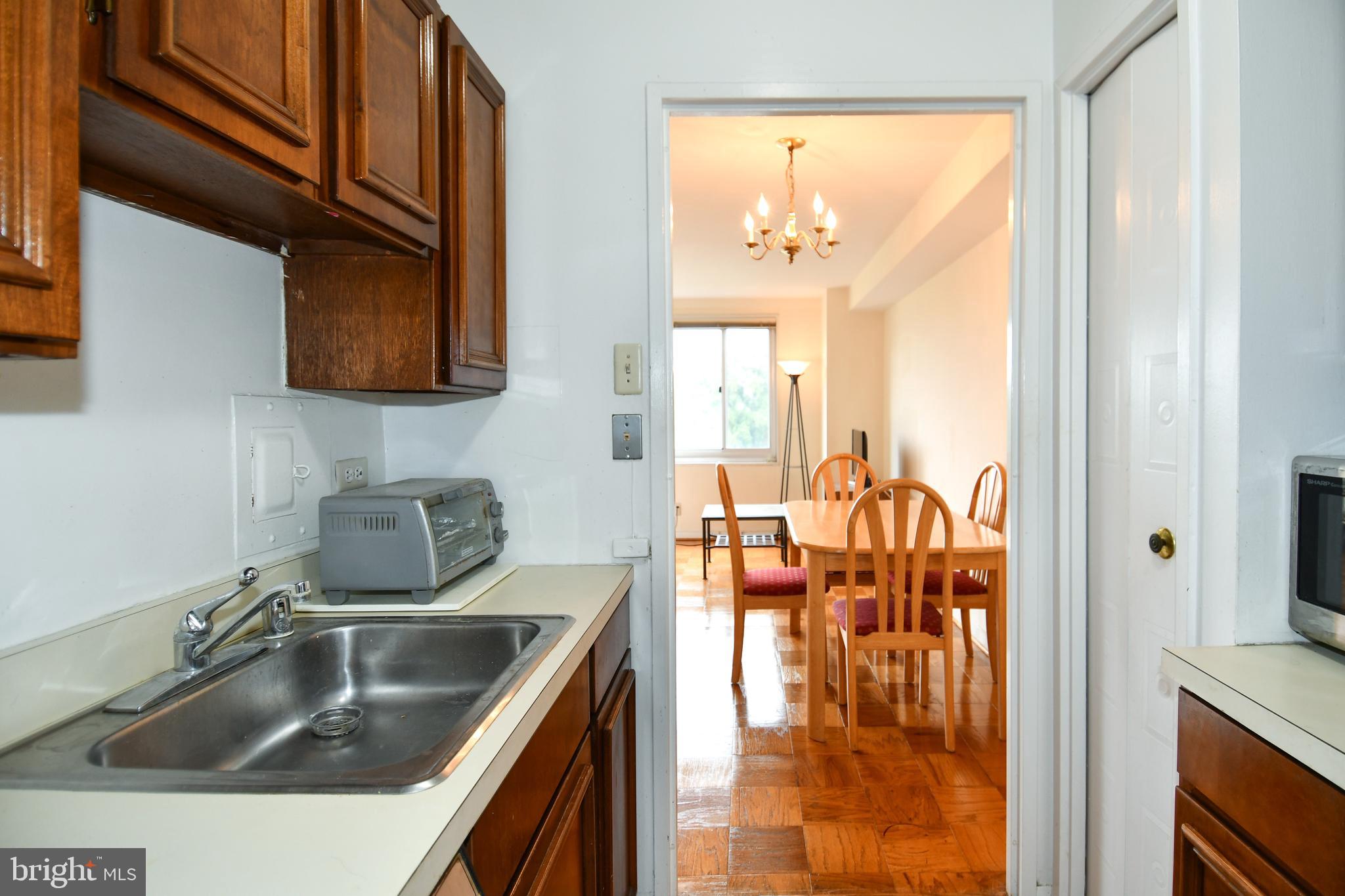 1900 Lyttonsville Road, Unit 1119 Silver Spring, MD 20910 - Photo 16 of 35