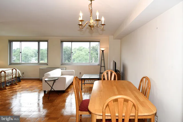 $125,000 | 1900 Lyttonsville Road, Unit 1119, Silver Spring, MD 20910