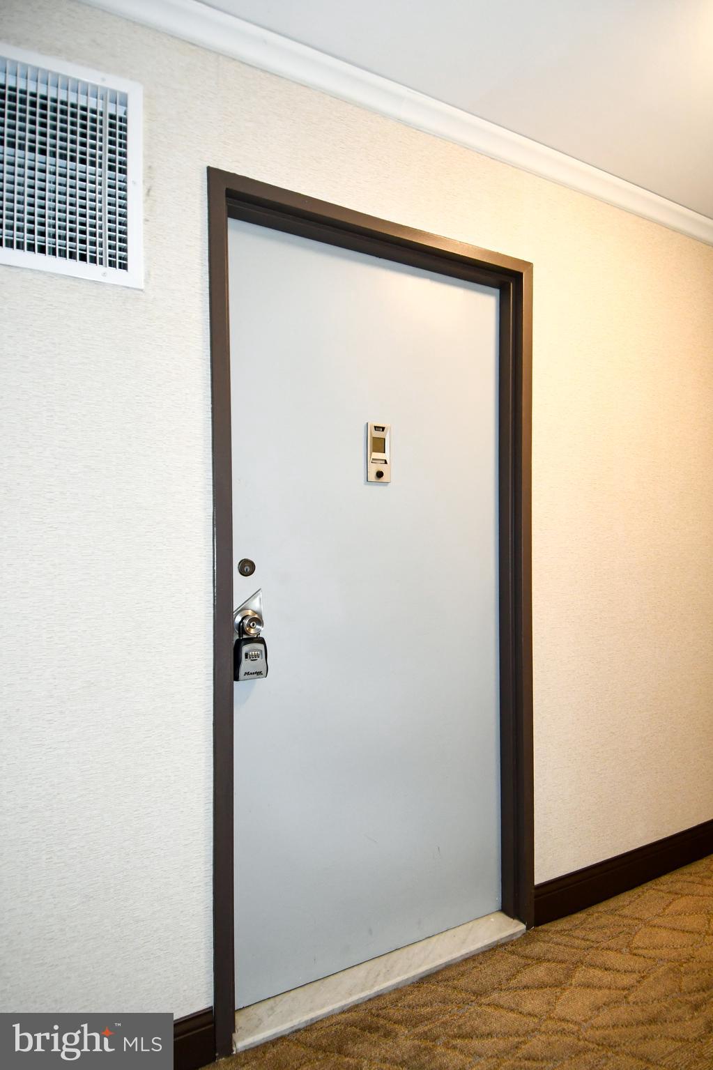 1900 Lyttonsville Road, Unit 1119 Silver Spring, MD 20910 - Photo 7 of 35