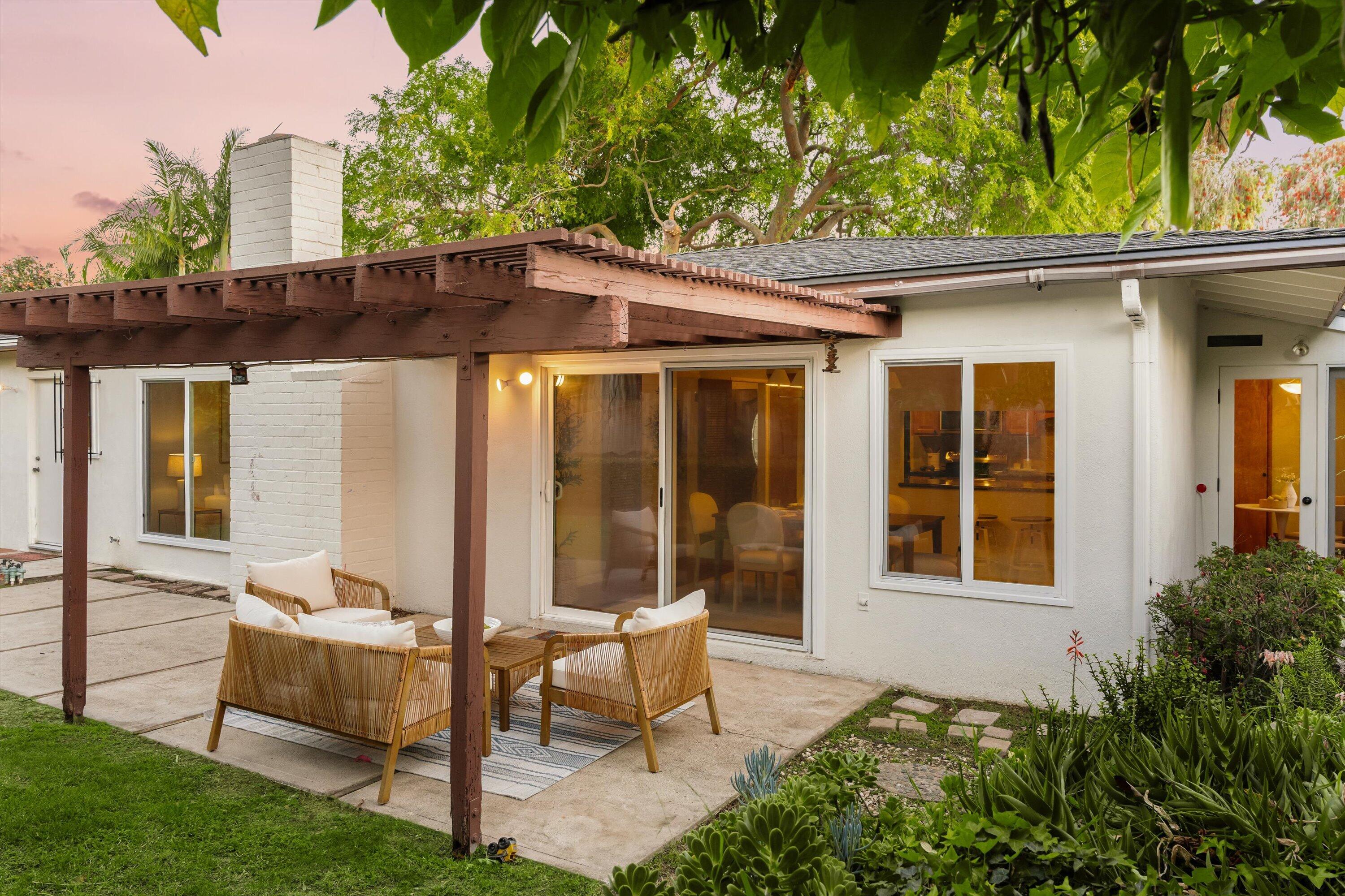 5474 Berkeley Road Santa Barbara, CA 93111 - Photo 28 of 38 Backyard Twilight