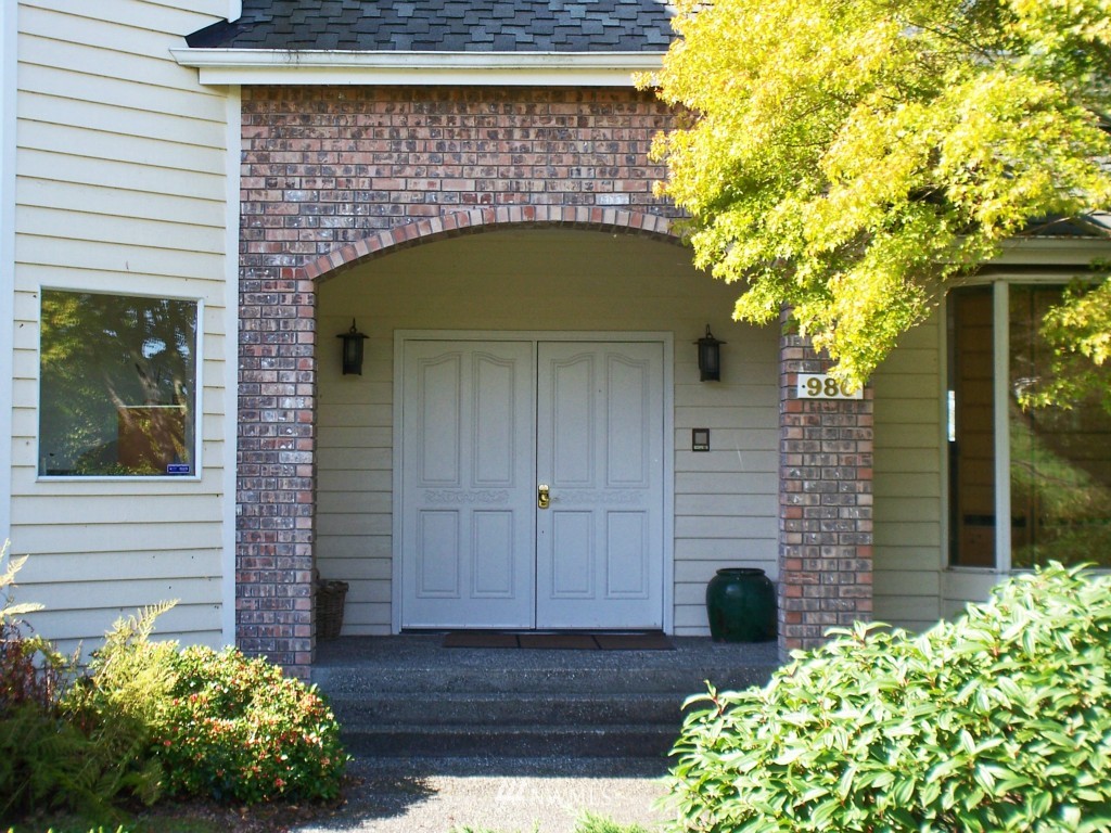 986 Summer Road Freeland, WA 98249 - Photo 4 of 24 Gallery Image 4