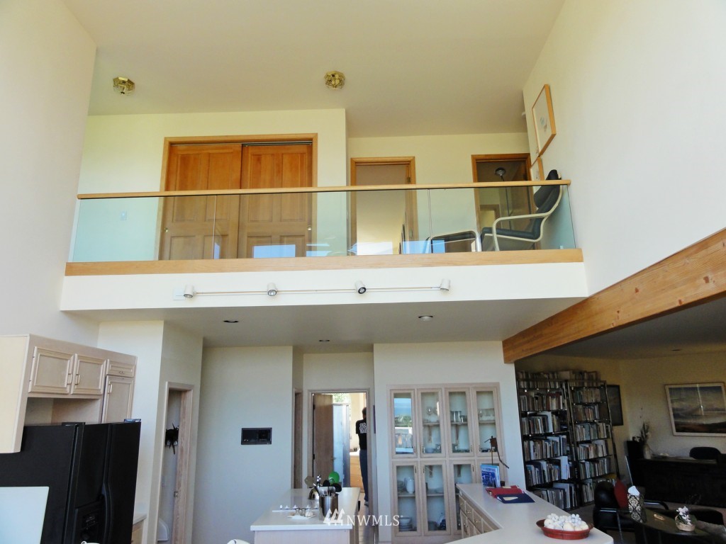 986 Summer Road Freeland, WA 98249 - Photo 10 of 24 Gallery Image 10