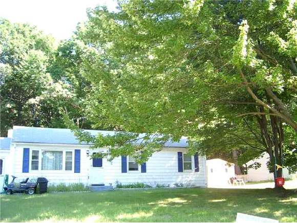 21 Strafford Road Dover, NH 03820 - Photo 1 of 2