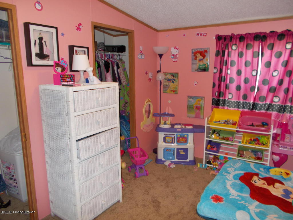 3867 Carlisle Road Carrollton, KY 41008 - Photo 14 of 17 bhh bed