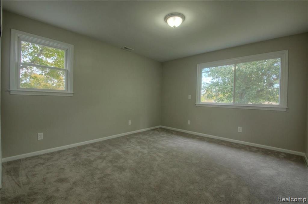 15650 Inkster Road Romulus, MI 48174 - Photo 26 of 33