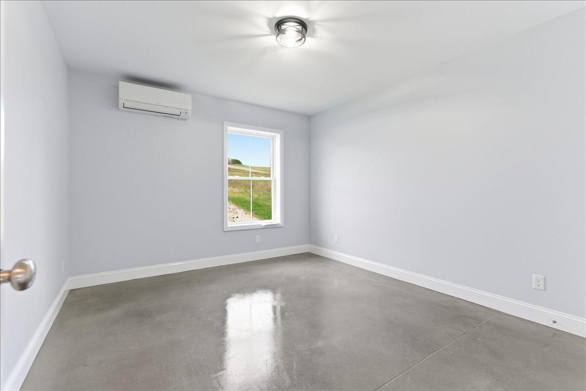 3 Freedom Farm Road, Unit 4 Auburn, ME 04210 - Photo 29 of 56 IMG_7394