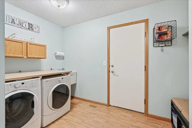 $499,000 | 6493 207th Street North, Forest Lake, MN 55025