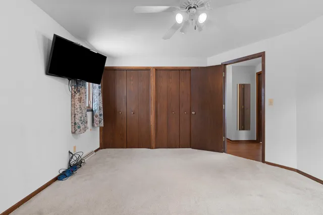 $371,500 | 1444 Hazelwood Drive, Manitowoc, WI 54220