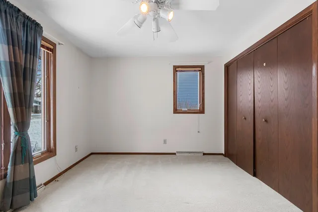 $371,500 | 1444 Hazelwood Drive, Manitowoc, WI 54220