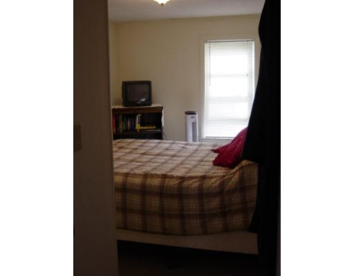 253 Killdeer Road Webster, MA 01570 - Photo 6 of 8 Gallery Image 6