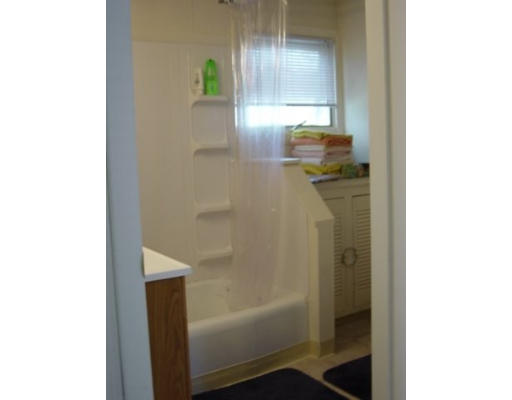 253 Killdeer Road Webster, MA 01570 - Photo 7 of 8 Gallery Image 7