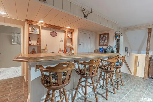 $439,000 | 2022 West Main Street, Salem, IL 62881