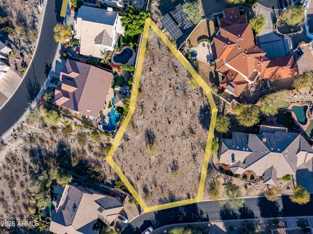 $325,000 | 13208 North 14th Way, Unit 12, Phoenix, AZ 85022