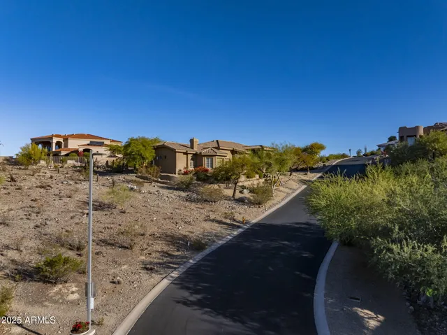 $325,000 | 13208 North 14th Way, Unit 12, Phoenix, AZ 85022