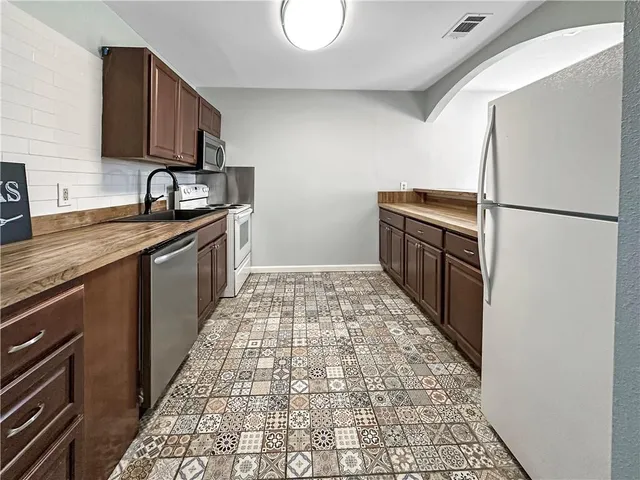 $1,800 | 4631 Annette Street, New Orleans, LA 70122