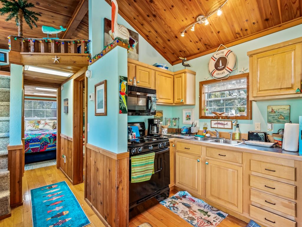 31 Whaley Street St. Marks, FL 32355 - Photo 9 of 33