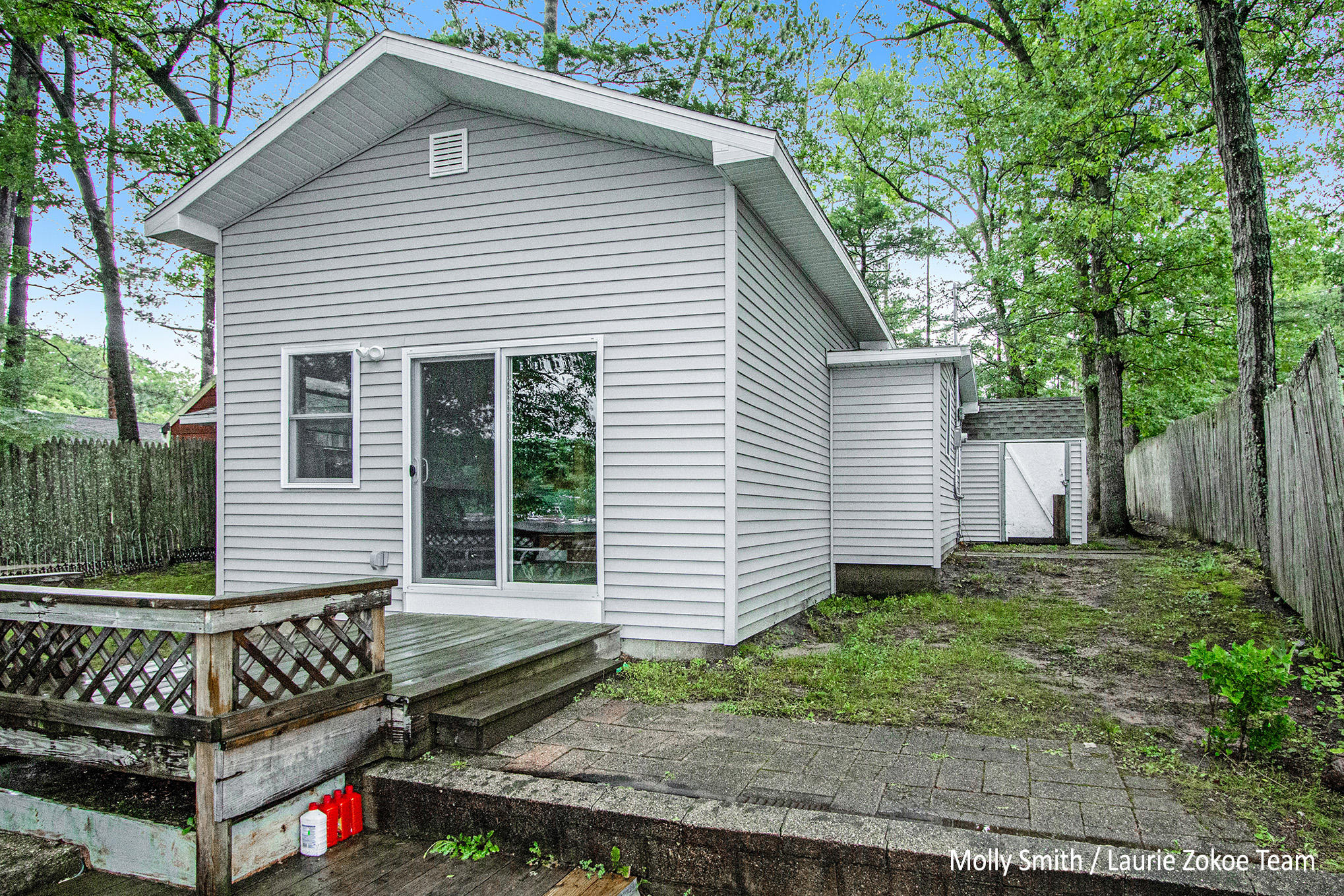 5211 Maple Street Irons, MI 49644 - Photo 2 of 19 IMG_4121