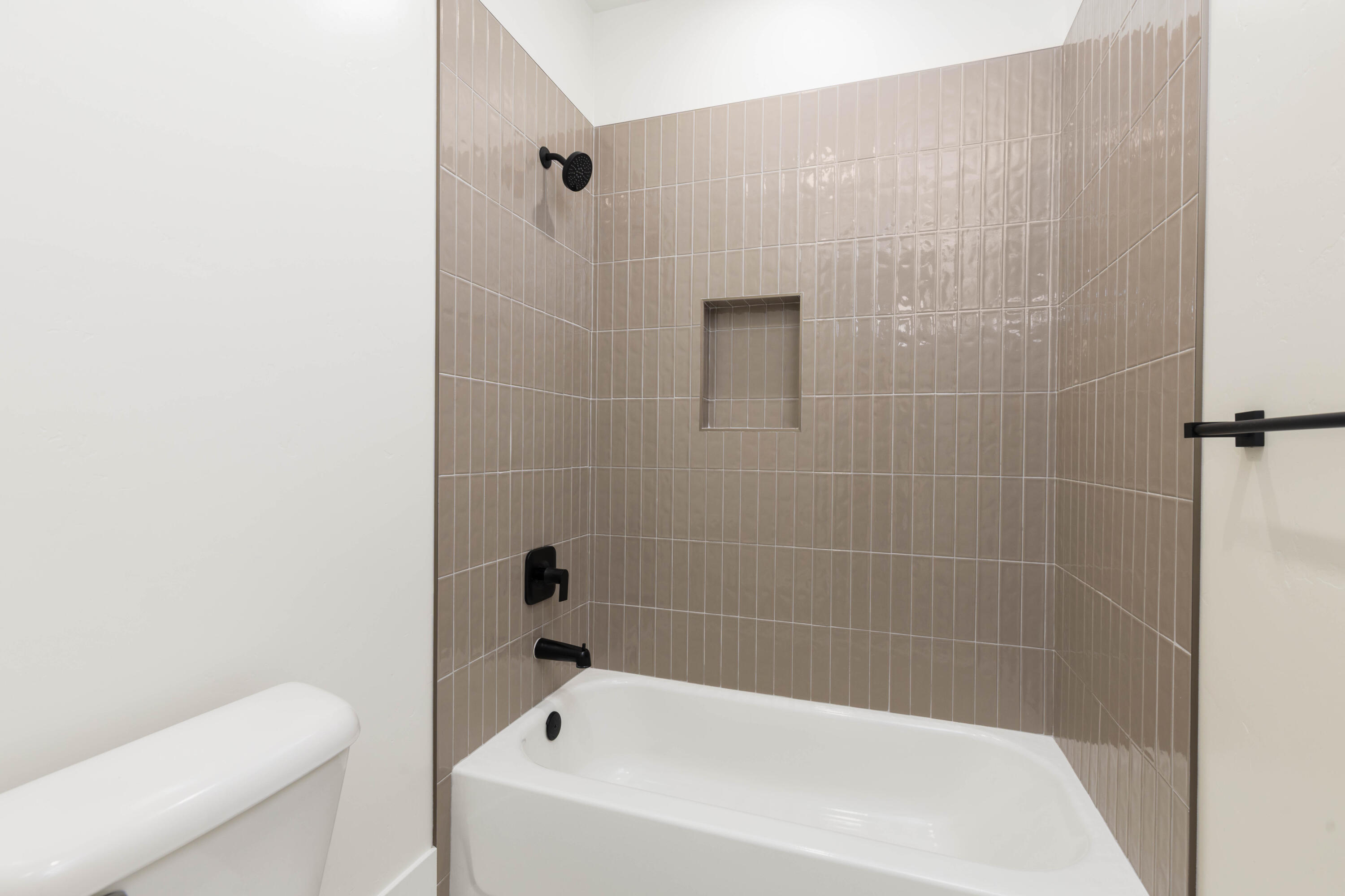 2905 East Yavin Way St. George, UT 84790 - Photo 27 of 32 2905 E Yavin Way-Cox Group (27 of 31)