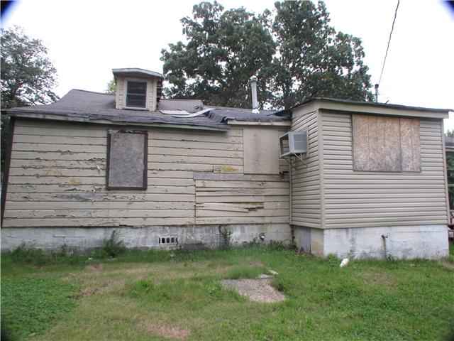 112 Edmondson Ferry Road Clarksville, TN 37040 - Photo 3 of 3 Gallery Image 3