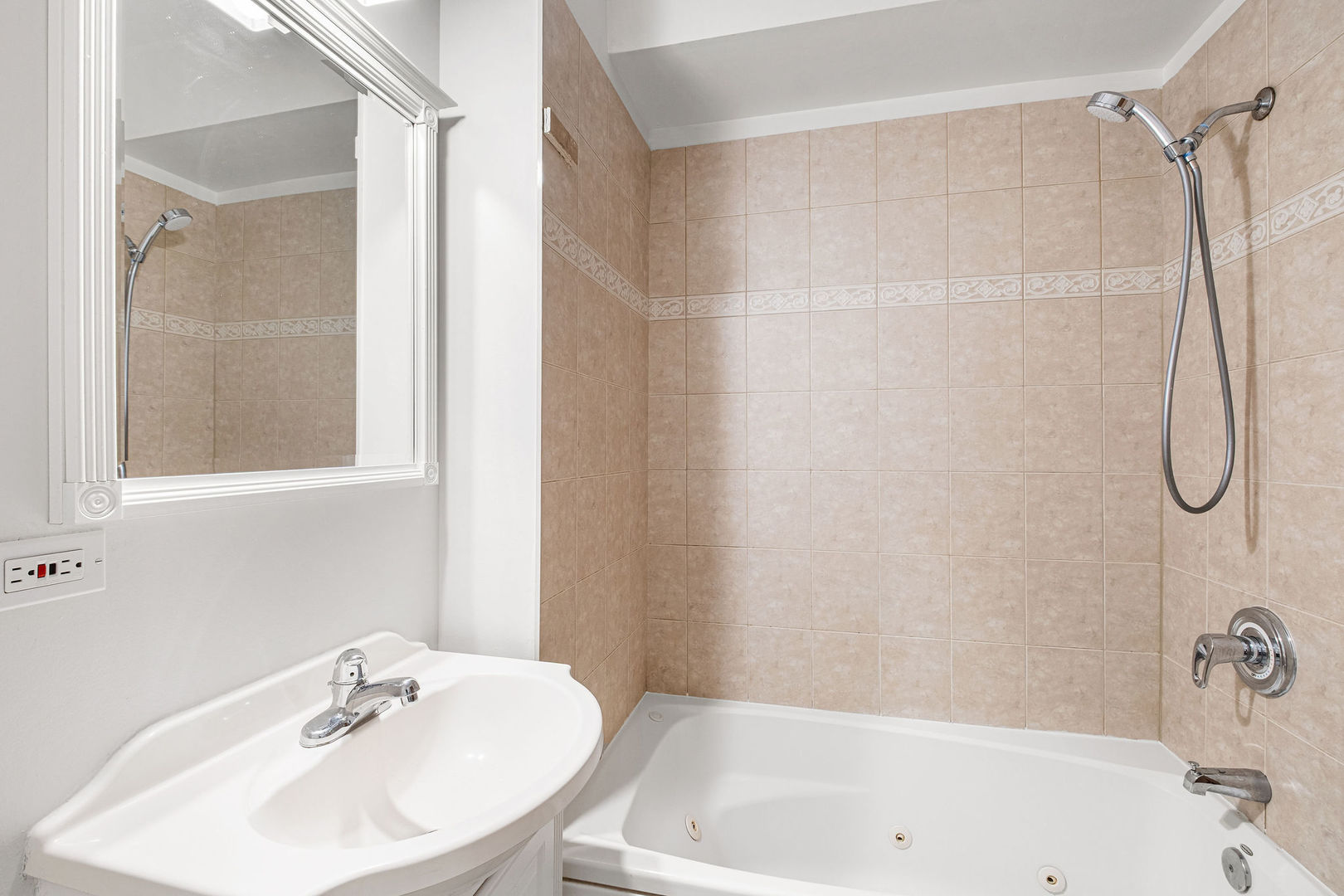 4902 North Springfield Avenue, Unit 3 Chicago, IL 60625 - Photo 11 of 14