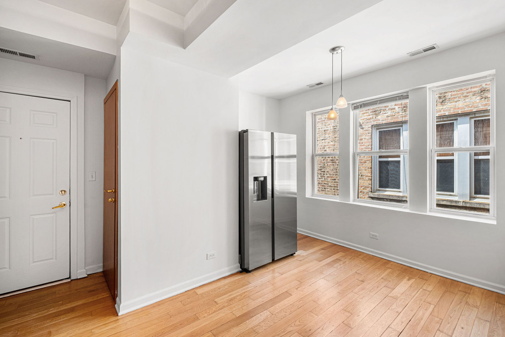 4902 North Springfield Avenue, Unit 3 Chicago, IL 60625 - Photo 5 of 14
