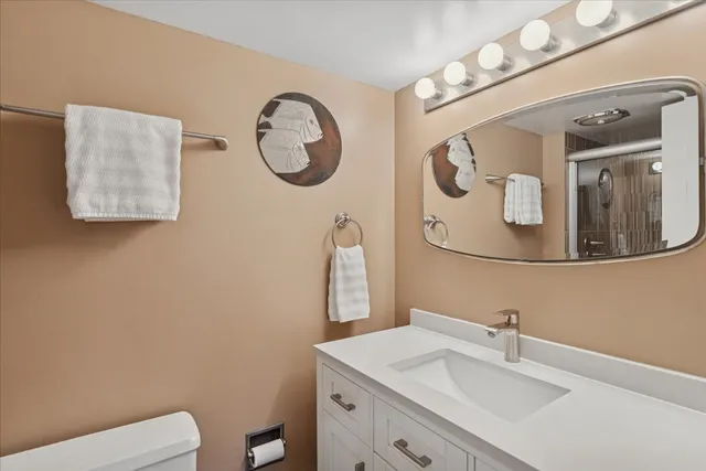 $535,000 | 15342 West Clover Lane, Libertyville, IL 60048