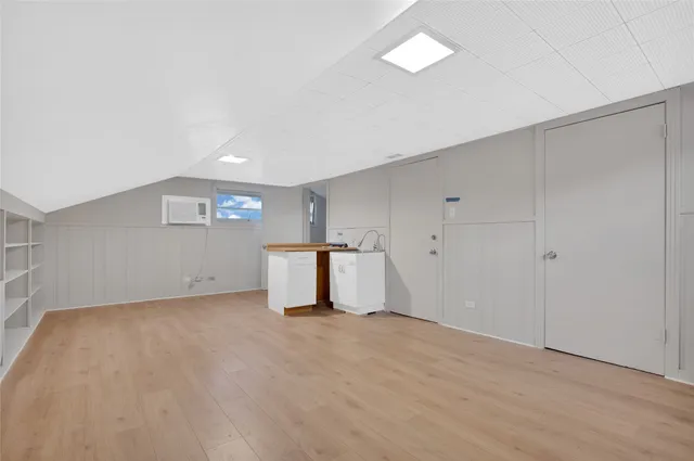 a view of empty room with window