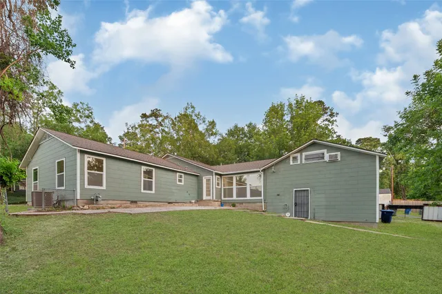 $2,500 | 1930 Ave P, Huntsville, TX 77340