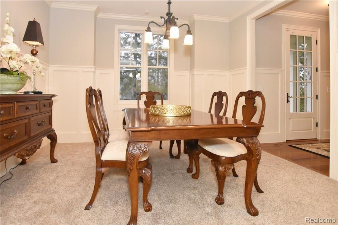 26335 Normandy Road Franklin, MI 48025 - Photo 4 of 39 26335 Normandy_04.JPG