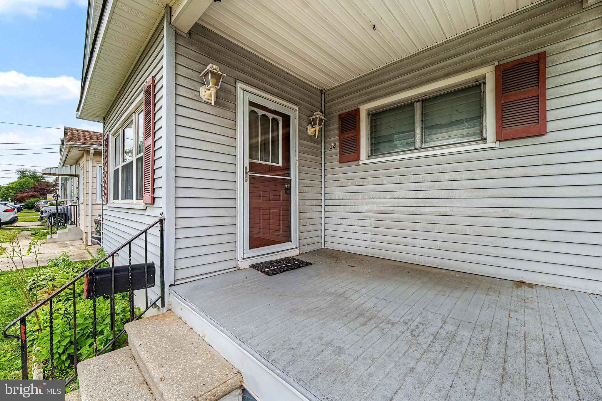34 Ridgeway Avenue Oaklyn, NJ 08107 - Photo 4 of 26